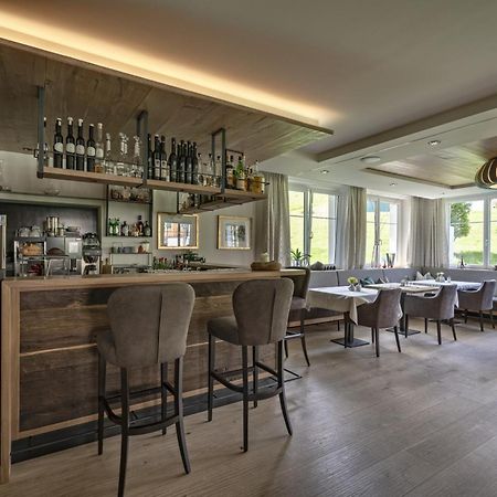 Hotel Restaurant Formarin Oberlech Exteriör bild