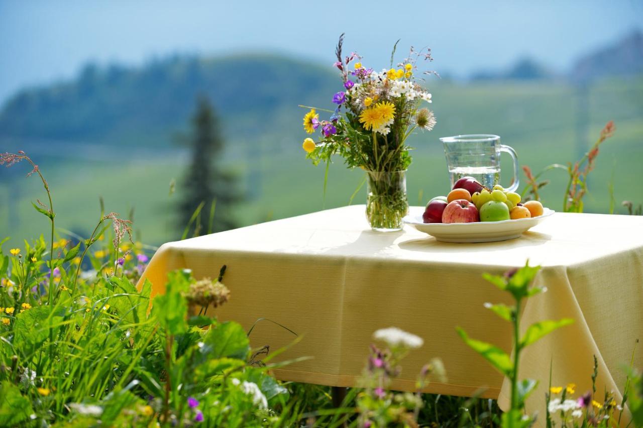 Hotel Restaurant Formarin Oberlech Exteriör bild