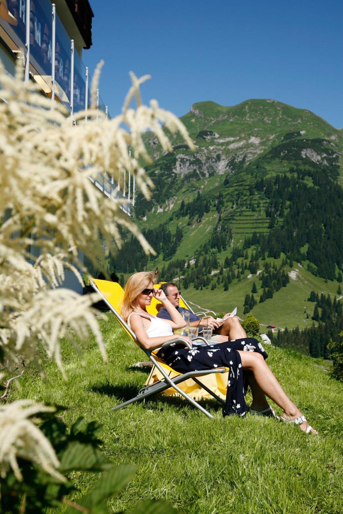 Hotel Restaurant Formarin Oberlech Exteriör bild